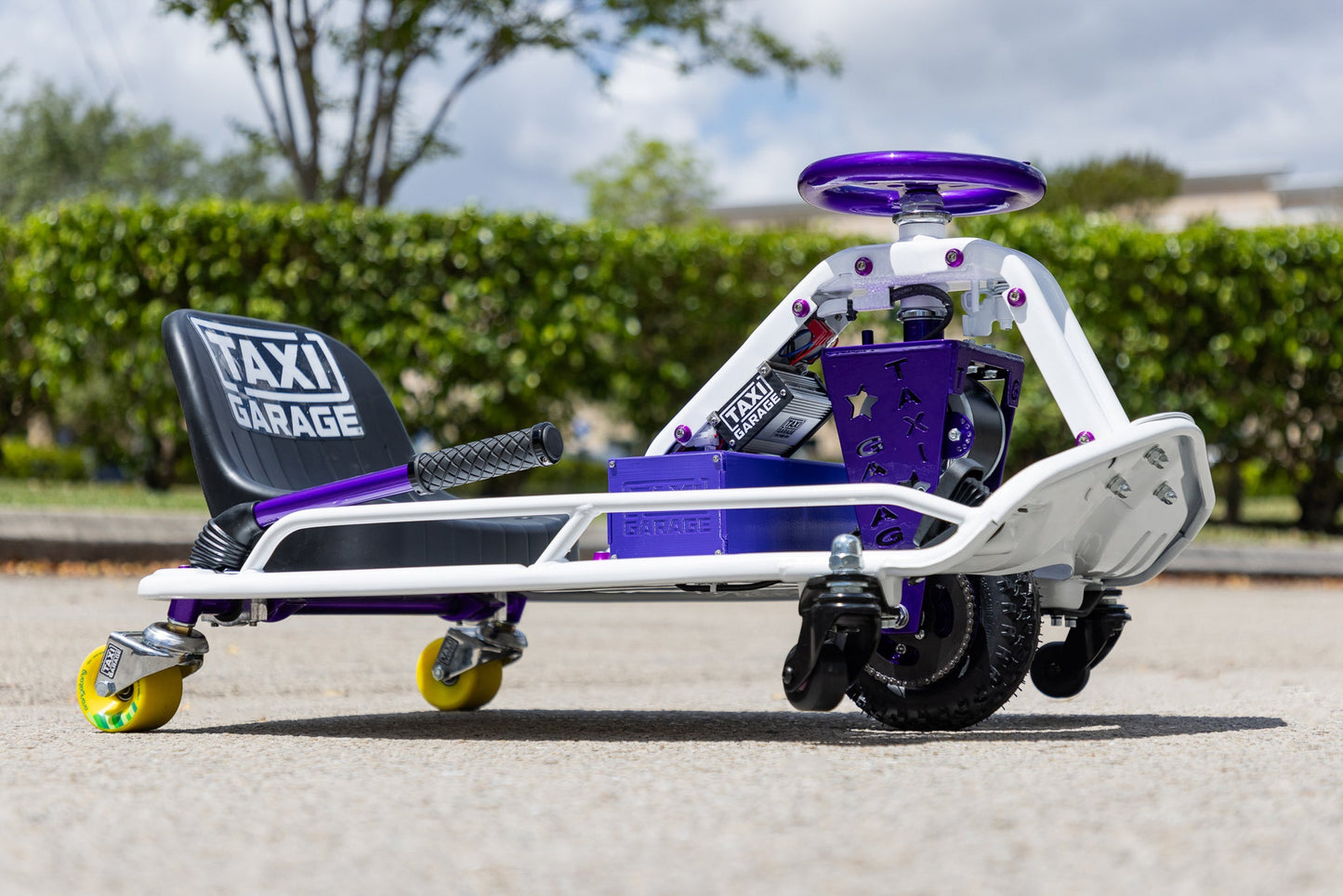 Taxi Garage Stage 4 "White/Purple" Crazy Cart